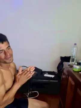 Cam4 Live Sex Cam of leo_kenzo