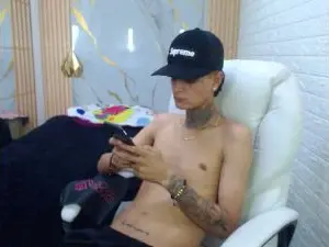 Cam4 Free Porn Cam of benjamin_anthon