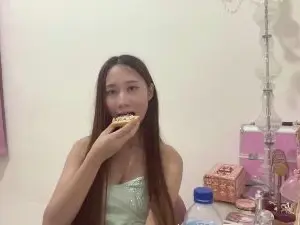 Cam4 Free Live Porn of VadaIngraffea