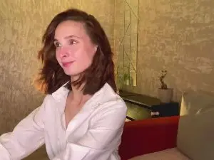 Cam4 Free Live Porn of LynnMorten