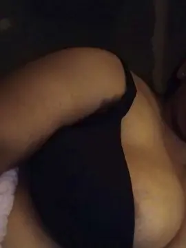Cam4 Live Sex of peline4