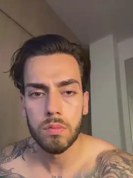 Cam4 Watch Live Sex Cams of Axel_blaze_1