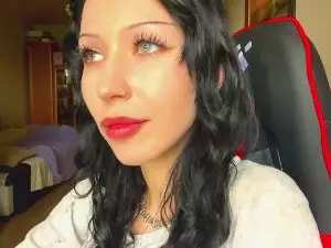 Cam4 Adult Video Chat of BelvaThyne