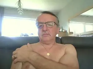 Cam4 Live Sex Cam of oldtimer160