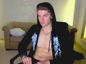 Cam4 Sex Chat of MaxKaidenn