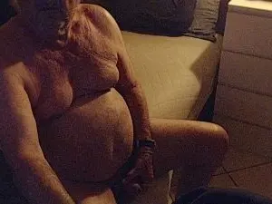 Cam4 Private Sex Chat of BeeGee53