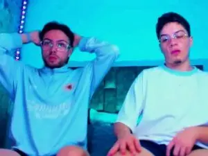 Cam4 Watch Live Sex Cams of cris_and_alex