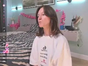 Cam4 Live Sex of SharolynGussman