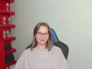 Cam4 Watch Live Sex Cams of xxZOExx_