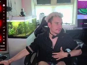 Cam4 Nude Webcam of Rayzel_White