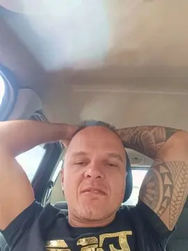 Cam4 Watch Live Sex Cams of morenoswing1