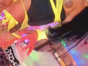 Cam4 Live Sex Cam of Sofia_walton
