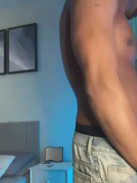 Cam4 Nude Webcam of Pintudomacho