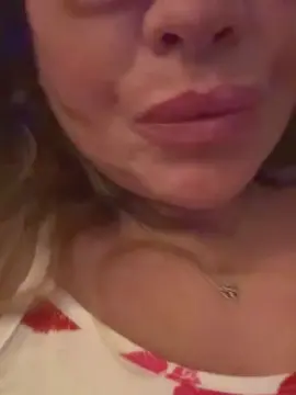 Cam4 Live Porn of Lucy_Louxx