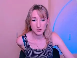 Cam4 Watch Live Sex Cams of LillyBluee