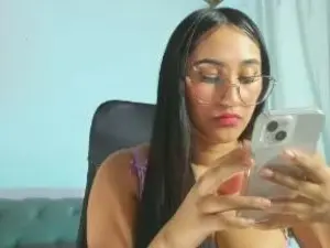 Cam4 Adult Webcam of camila_wood