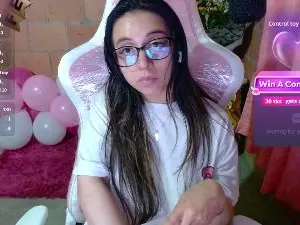 Cam4 Live Sex of Maggie_Fox