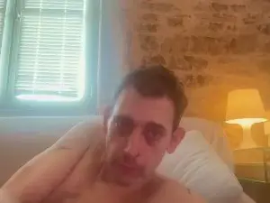 Cam4 Private Sex Chat of LubriqueHot46