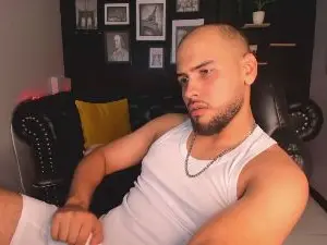 Cam4 Best live sex cam show of Marcus_Soler
