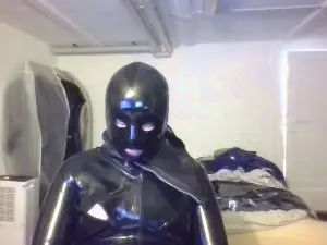 Cam4 Live Porn of rubberneoguy