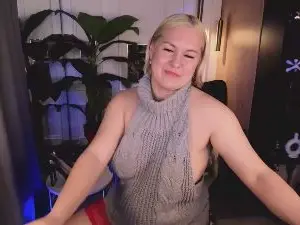Cam4 Sex Chat of YolandaKiss