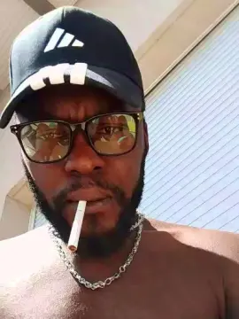 Cam4 Live Sex Cam of Bigblackfrenck