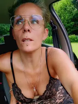 Cam4 Sex Cam of missfreya_bzh