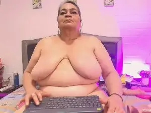Cam4 Live Sex Cam of VickyBoobss