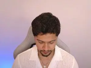 Cam4 Nude Webcam of dom_santiago31