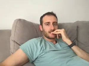 Cam4 Private Sex Chat of LukaShyGuy225