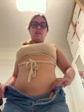 Cam4 Watch Live Sex Cams of susixxx4u