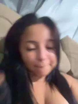 Cam4 Live Sex of larissa350