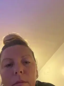 Cam4 Live Porn of Mendy999