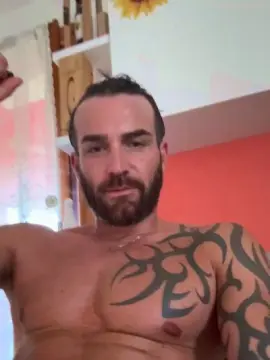 Cam4 Free Live Porn of Danielhurus