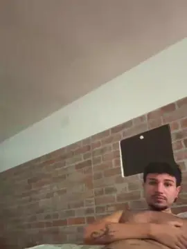 Cam4 Free Live Porn of bisexualteddy