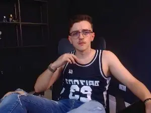 Cam4 Live Sex Cam of FelixStark