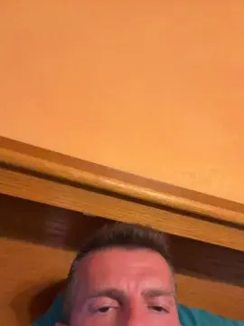 Cam4 Live Porn of builder1