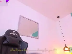 Cam4 Live Porn of lucy_blue28_
