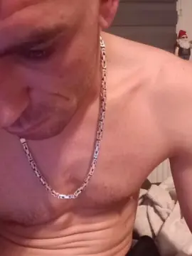 Cam4 Free Live Porn of Longdongluk1