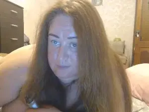 Cam4 Live Porn of AmyAugust