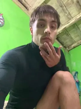 Cam4 Live Sex Cam of emperator5