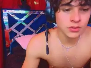 Cam4 Nude Webcam of luke_howland