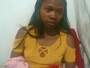 Cam4 Sex Cam of Sandratriniaina