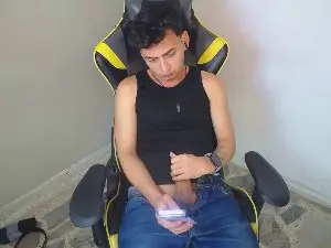 Cam4 Private Sex Chat of Mathias_twinkk