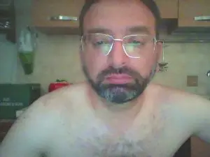 Cam4 Free Live Porn of Hugos31