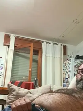 Cam4 Adult Video Chat of andrecool979