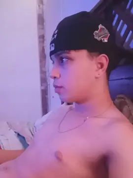 Cam4 Live Sex of alejandro_tn