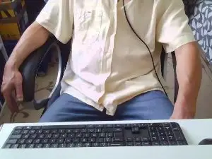 Cam4 Free Live Porn of Kevinareux60