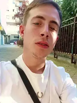 Cam4 Watch Live Sex Cams of Javi1999_