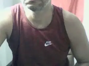 Cam4 Private Sex Chat of Morenodiscret35
